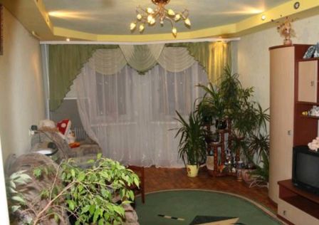 Продаётся 5-комнатная квартира, 100 м²